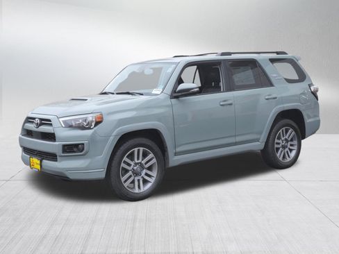 Certified 2022 Toyota 4Runner TRD Sport image 3