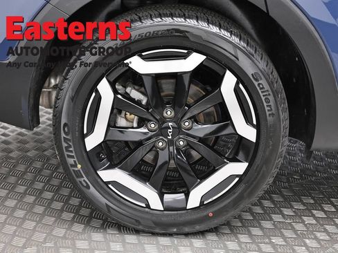 Used 2025 Kia Telluride S FWD image 31
