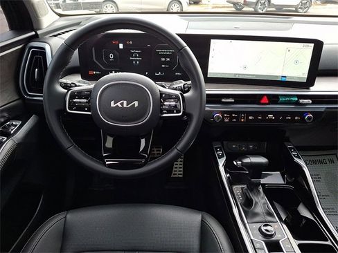 Certified 2025 Kia Sorento SX image 12