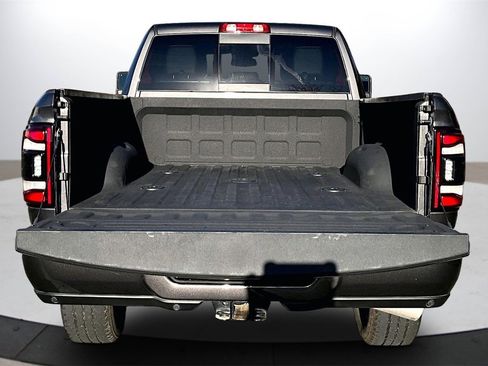 Certified 2024 RAM 2500 Laramie w/ Night Edition image 26