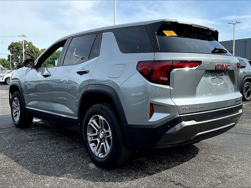 Used 2026 GMC Terrain Elevation FWD image 3