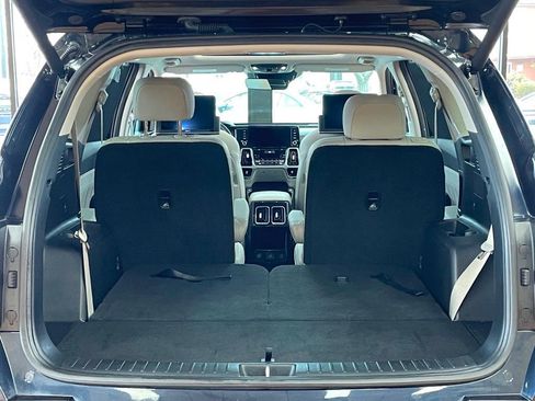 Used 2023 Kia Sorento SX Prestige image 28