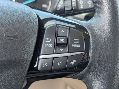 Used 2021 Ford Escape SEL image 19