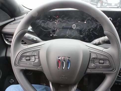 New 2025 Buick Envista Preferred w/ Convenience II Package image 4