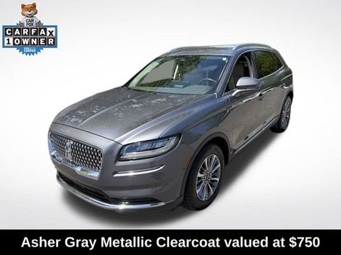 Used 2023 Lincoln Nautilus AWD image 3