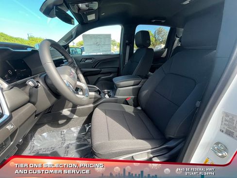 New 2026 GMC Canyon Elevation image 10