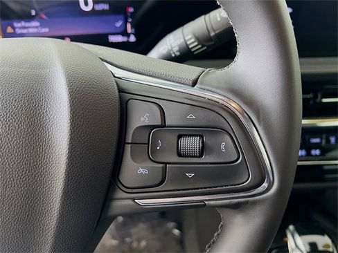 Used 2025 Buick Envista Avenir image 33