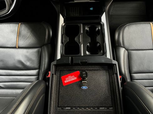 Used 2024 Ford F350 Platinum image 25