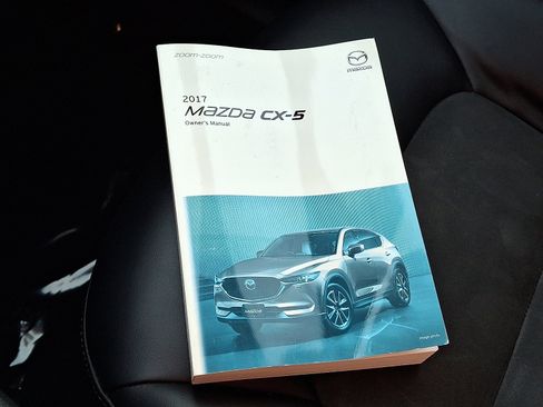 Used 2017 MAZDA CX-5 Touring w/ Preferred Equipment Package image 27