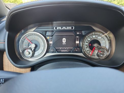 Used 2019 RAM 1500 Laramie Longhorn w/ Trailer Tow Group AWD/4WD image 19