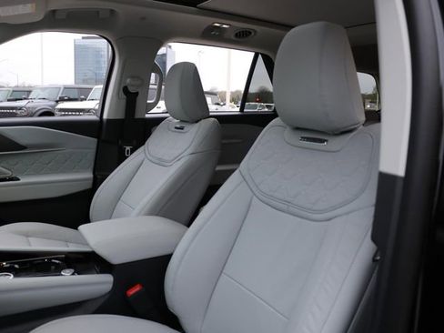 New 2026 Ford Explorer Platinum image 20