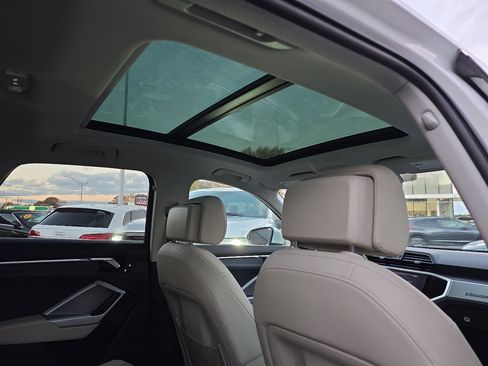 Used 2021 Audi Q3 2.0T Premium image 33