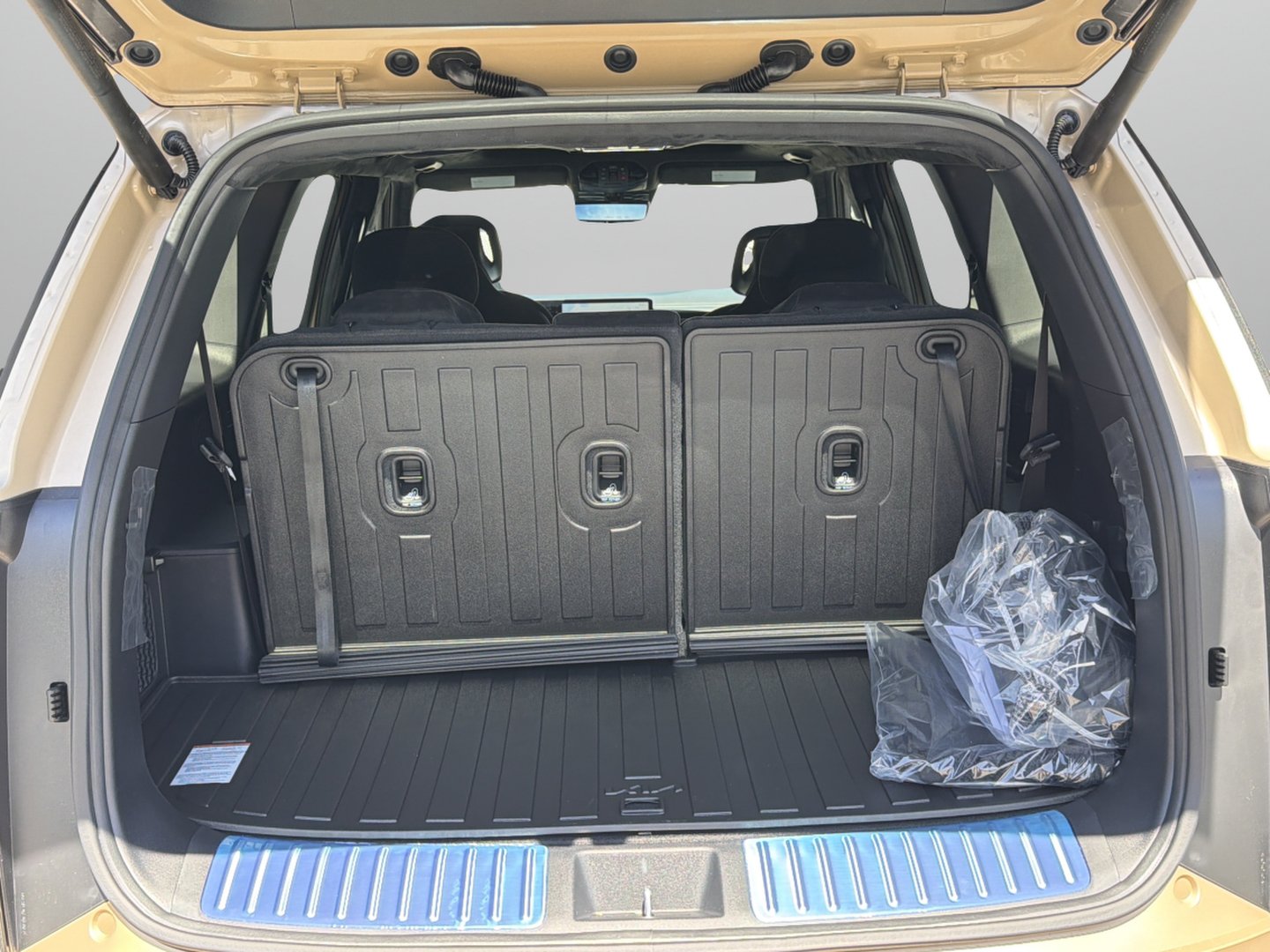 New 2027 Kia Telluride X-Line SX Prestige w/ Towing Package AWD/4WD image 27