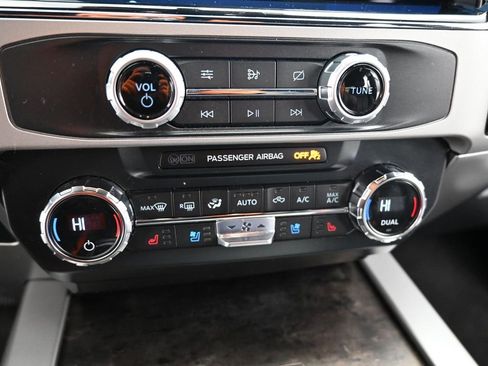 Used 2022 Ford F250 Lariat w/ Lariat Ultimate Package image 17