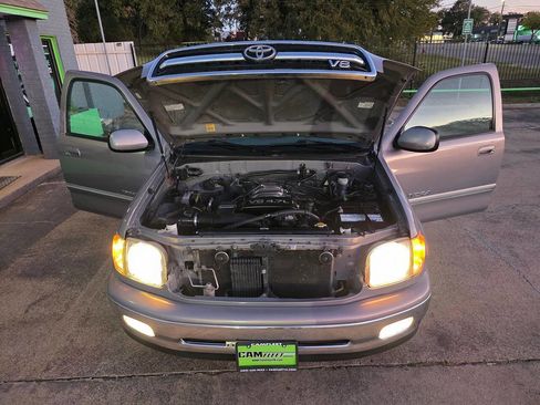Used 2000 Toyota Tundra Limited image 49