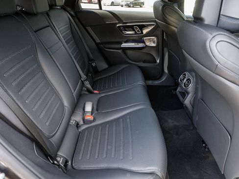New 2026 Mercedes-Benz GLC 300 4MATIC image 18