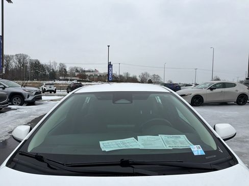 Used 2023 Toyota Corolla LE image 12