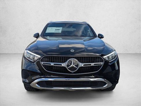 Certified 2026 Mercedes-Benz GLC 300 image 2