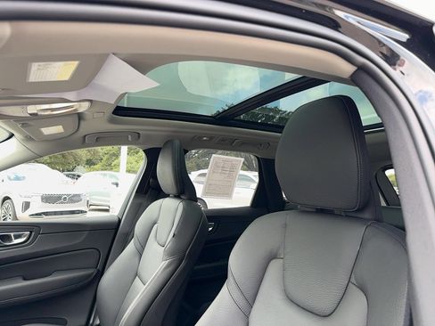Used 2025 Volvo XC60 B5 Plus w/ Climate Package image 13