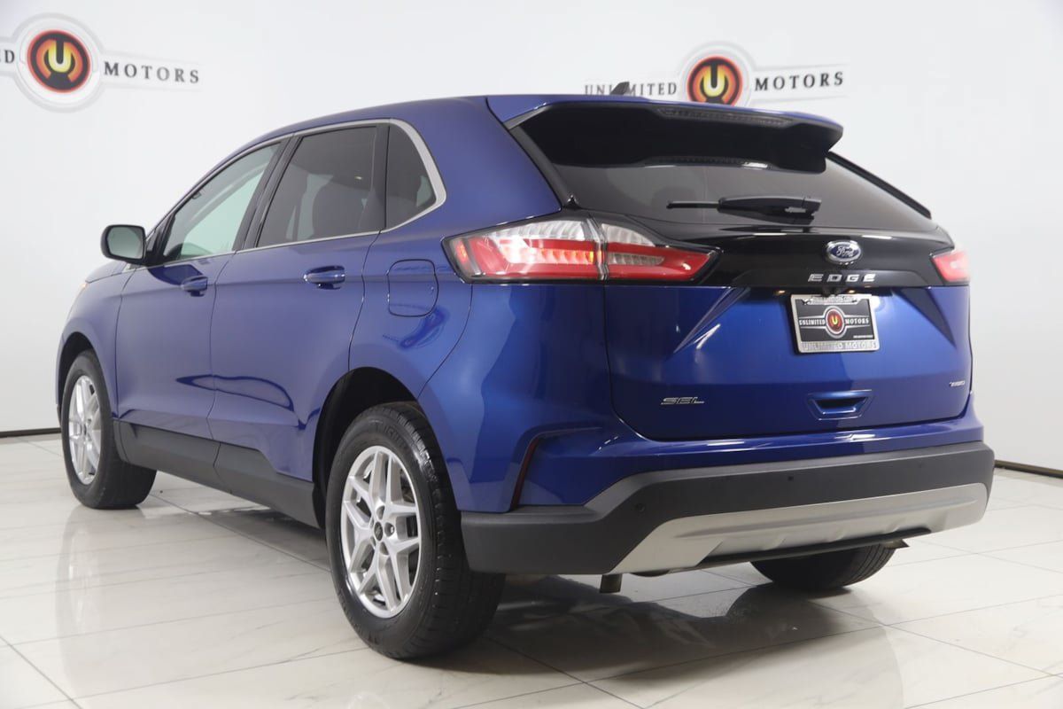Used 2023 Ford Edge SEL w/ Convenience Package AWD/4WD image 4