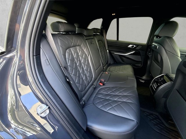Used 2026 BMW X5 xDrive50e w/ M Sport Package AWD/4WD image 28