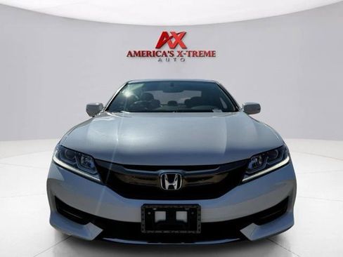 Used 2017 Honda Accord EX-L image 9