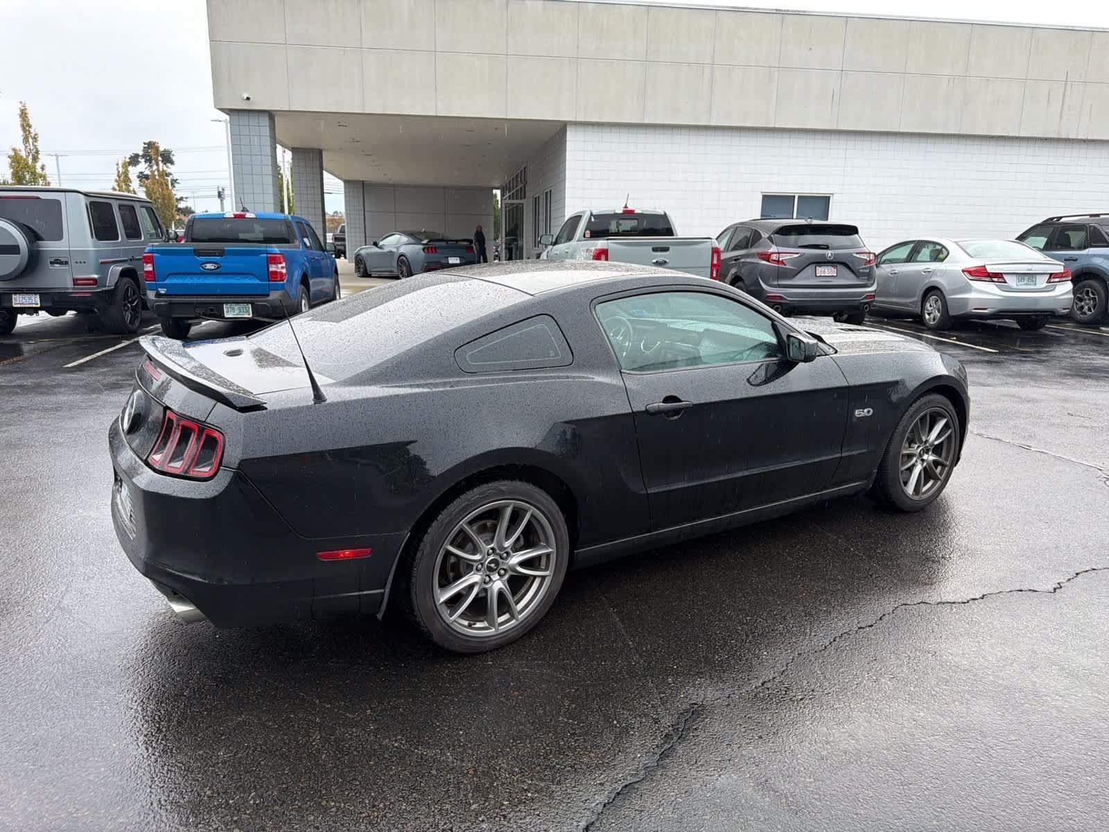 Used 2014 Ford Mustang GT Premium w/ Electronics Package RWD image 8