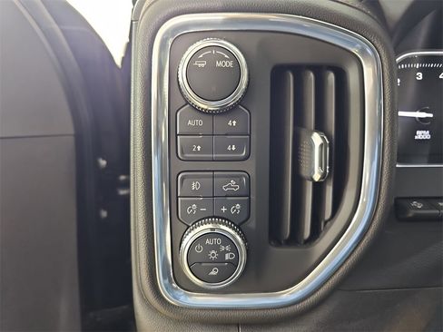 Used 2022 GMC Sierra 2500 AT4 w/ AT4 Premium Plus Package image 32