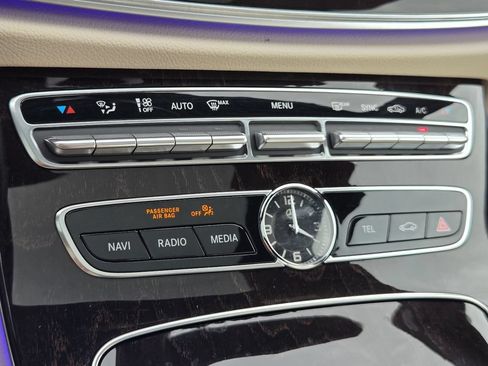 Used 2019 Mercedes-Benz E 450 4MATIC Sedan image 28