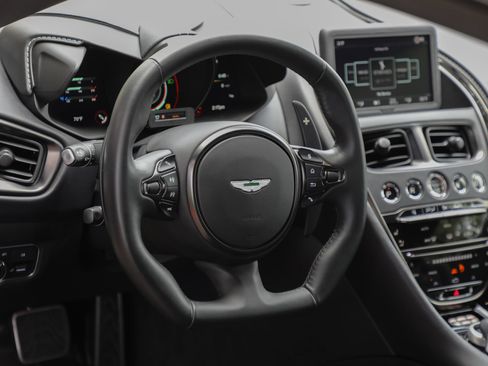 Used 2023 Aston Martin DBS Coupe RWD image 37
