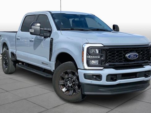 Used 2024 Ford F250 Lariat w/ Lariat Ultimate Package image 2