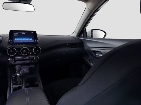 Used 2025 Nissan Sentra SV image 25