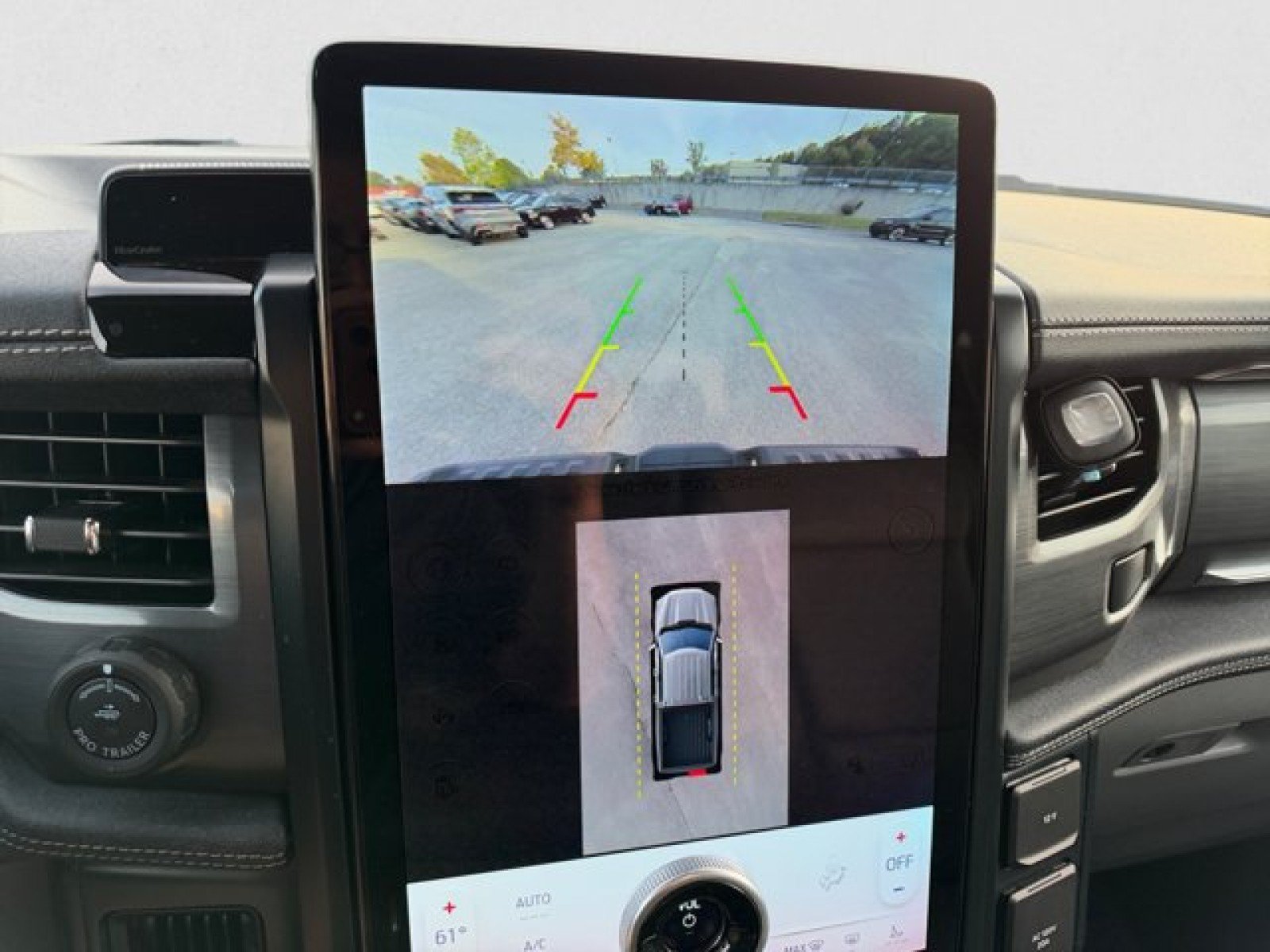 Used 2025 Ford F150 Lightning Flash AWD/4WD image 17