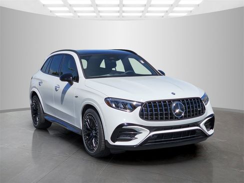 Used 2025 Mercedes-Benz GLC 43 AMG 4MATIC image 8