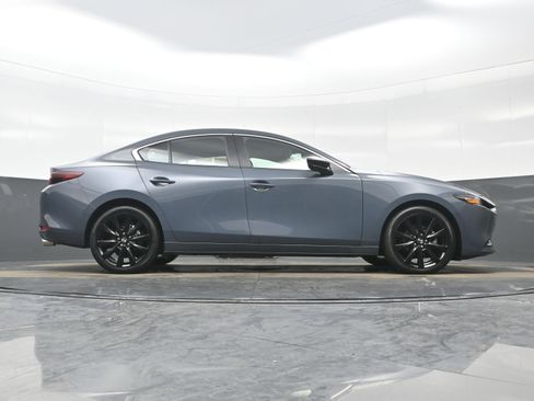 Used 2024 MAZDA MAZDA3 s image 31