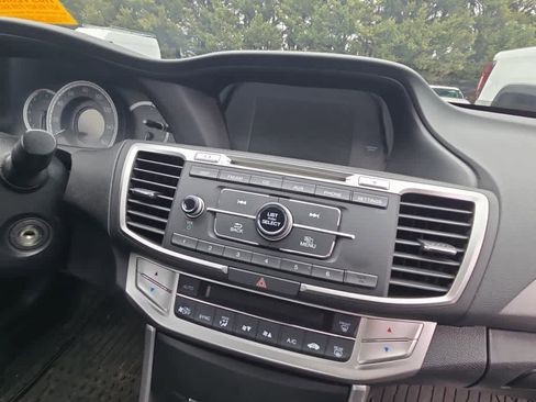 Used 2014 Honda Accord LX image 10