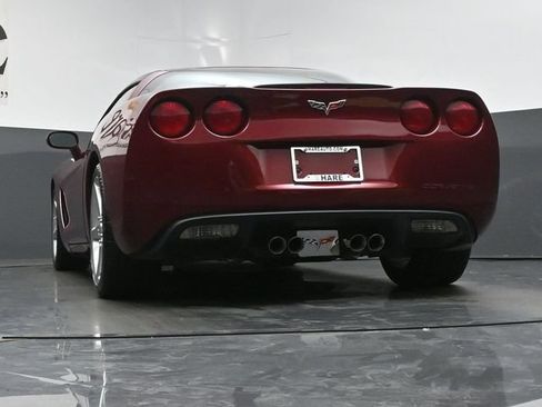 Used 2007 Chevrolet Corvette Coupe w/ Preferred Equipment Group RWD image 59