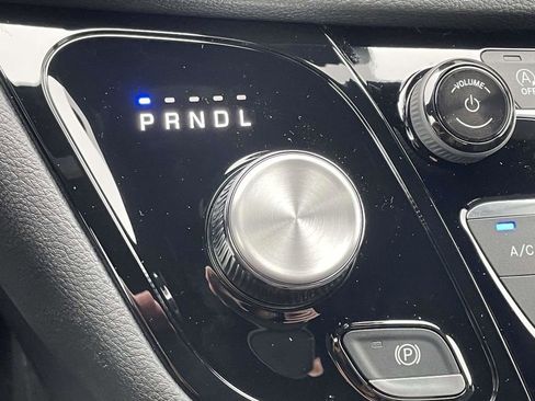 New 2026 Chrysler Pacifica Select image 35