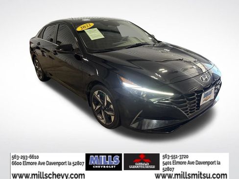Used 2022 Hyundai Elantra SEL w/ Convenience + Premium Package FWD image 7