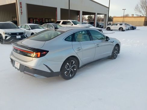Used 2025 Hyundai Sonata SEL image 9