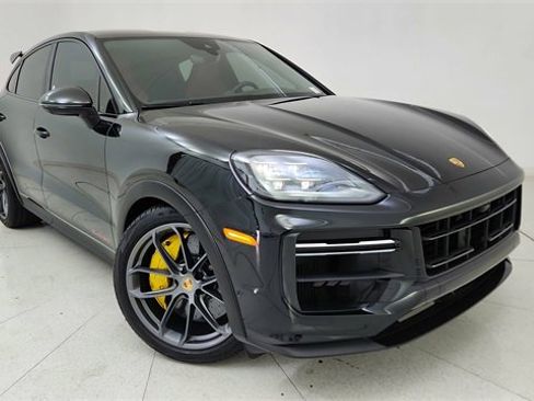 Used 2024 Porsche Cayenne Turbo GT image 91
