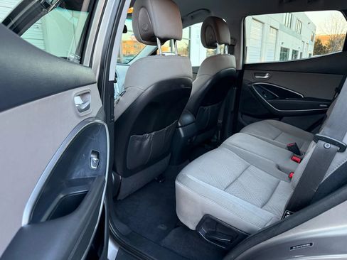 Used 2018 Hyundai Santa Fe Sport w/ 2.4L Value Package 02 image 22