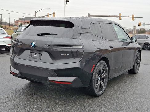 Certified 2024 BMW iX xDrive50 w/ Premium Package image 6