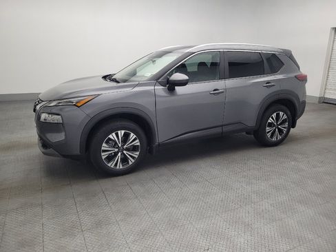 Used 2023 Nissan Rogue SV w/ SV Premium B Package image 2