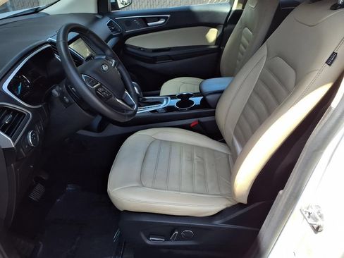 Used 2017 Ford Edge SEL w/ Equipment Group 201A FWD image 16