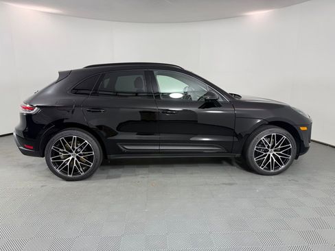 New 2026 Porsche Macan AWD/4WD image 8