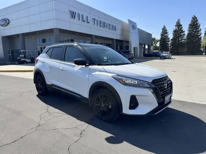 Used 2022 Nissan Kicks SR w/ Premium Package