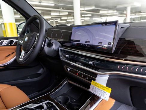 New 2026 BMW X5 sDrive40i image 29