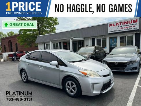 Used 2010 Toyota Prius Two image 1