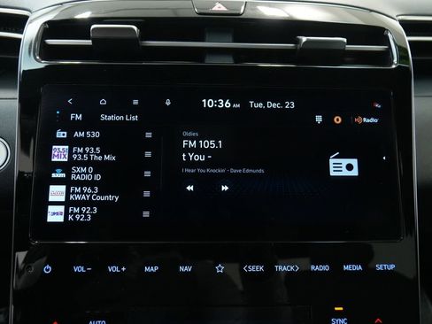 Used 2023 Hyundai Santa Cruz SEL Premium image 36